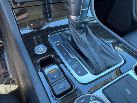 2017 Volkswagen Touareg V6 Executive