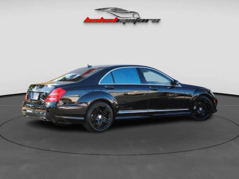 2013 Mercedes-Benz S-Class S 550