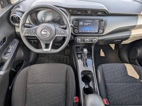 2023 Nissan Kicks SV