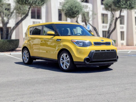 2015 Kia Soul +