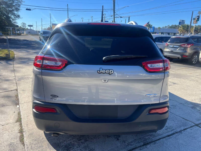 2016 Jeep Cherokee Latitude