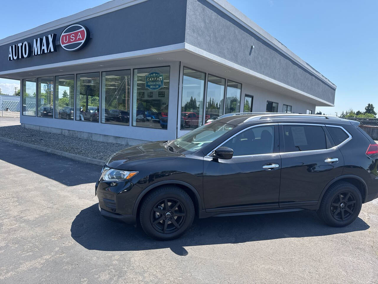 used 2019 Nissan Rogue car, priced at $19,499