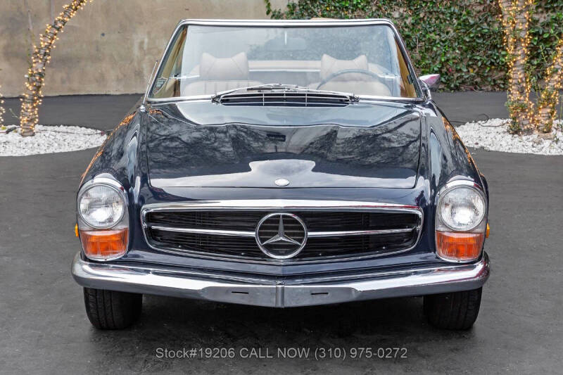 1970 Mercedes-Benz 280-Class