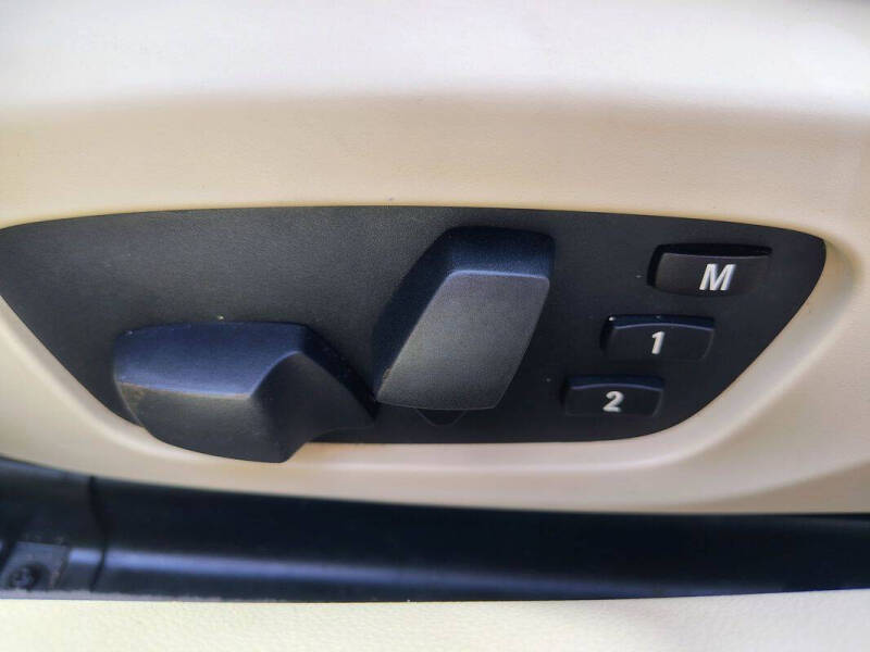 2012 BMW 3 Series 328i
