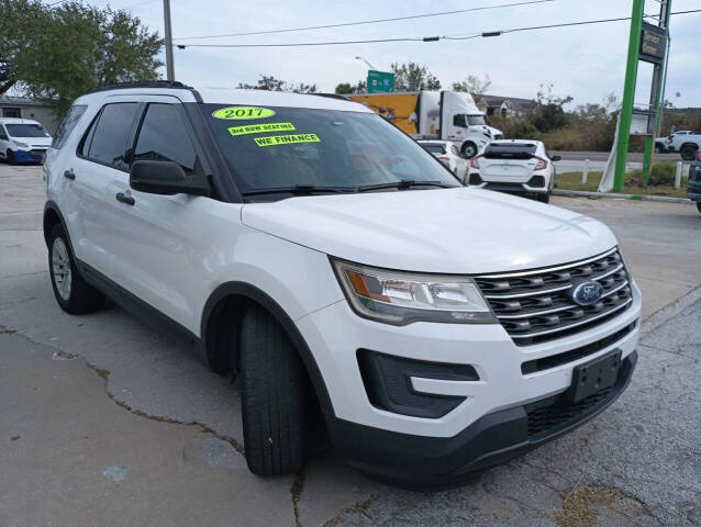 2017 Ford Explorer for sale at Auto Outlet Of Manatee in Palmetto, FL