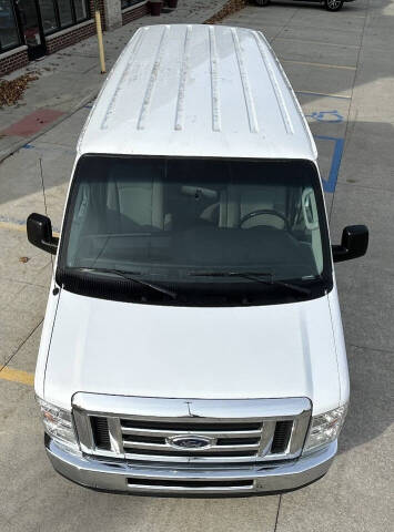 2014 Ford E-Series E-350 SD XL