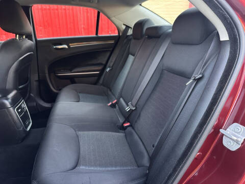 2019 Chrysler 300 Touring