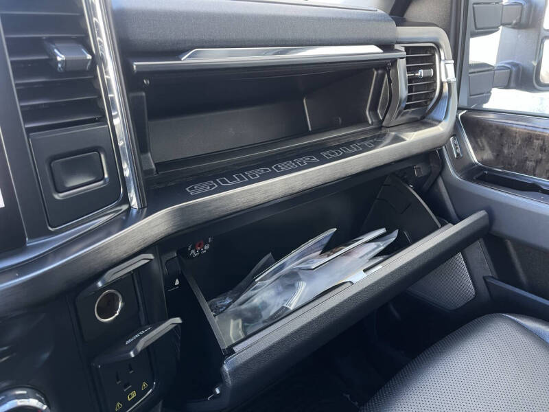 2023 Ford F-350 Super Duty Lariat