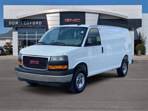 2025 GMC Savana 2500