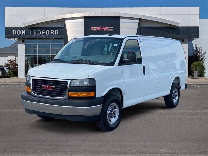 2025 GMC Savana 2500