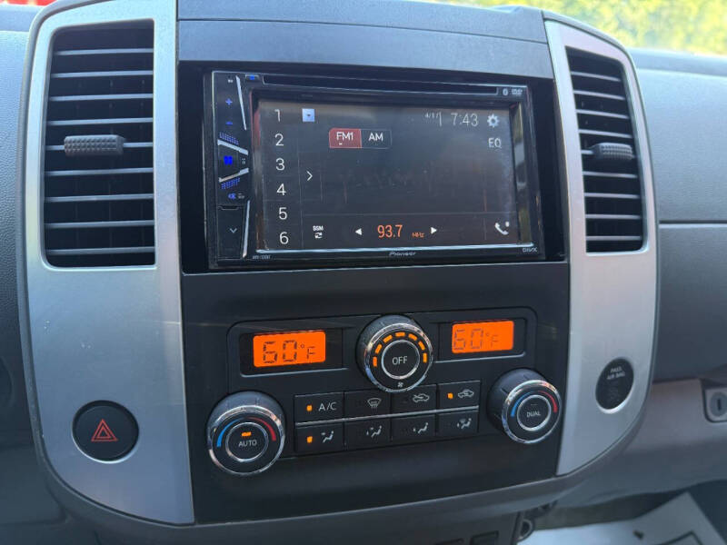 2017 Nissan Frontier SV