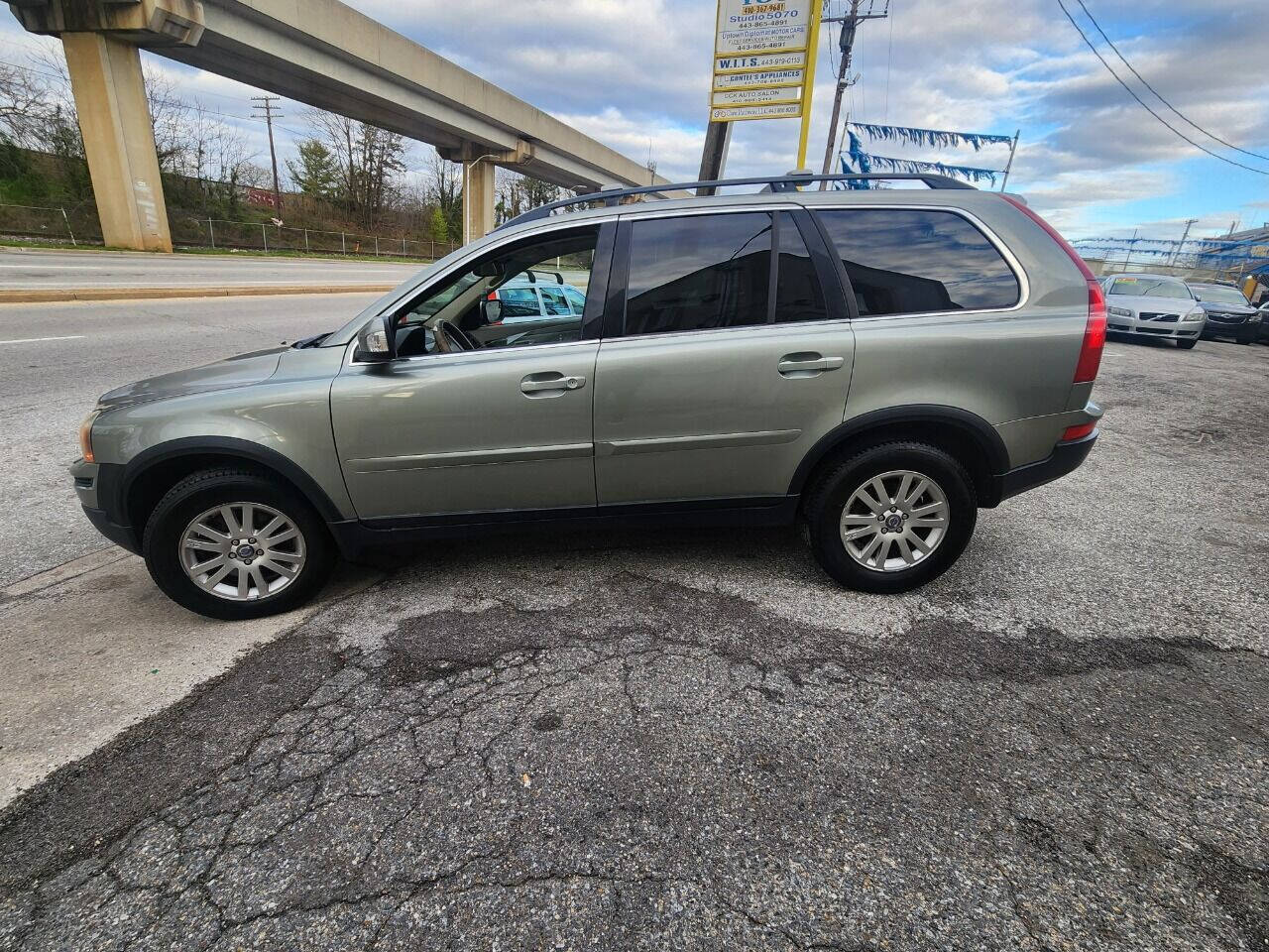 2008 Volvo XC90 for sale at Uptown Diplomat Motor Cars in BALTIMORE, MD