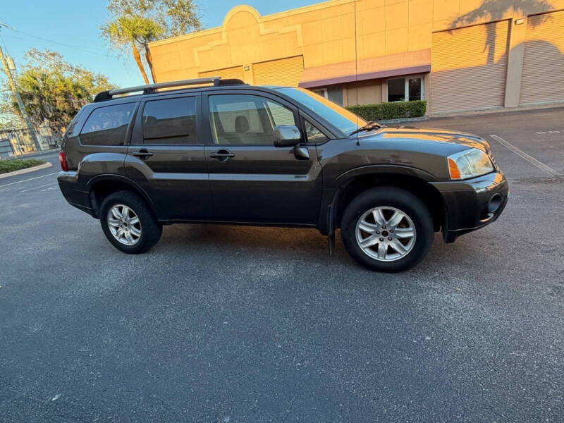 2011 Mitsubishi Endeavor LS
