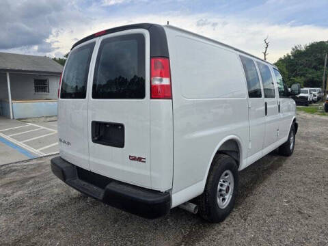 2025 GMC Savana 2500
