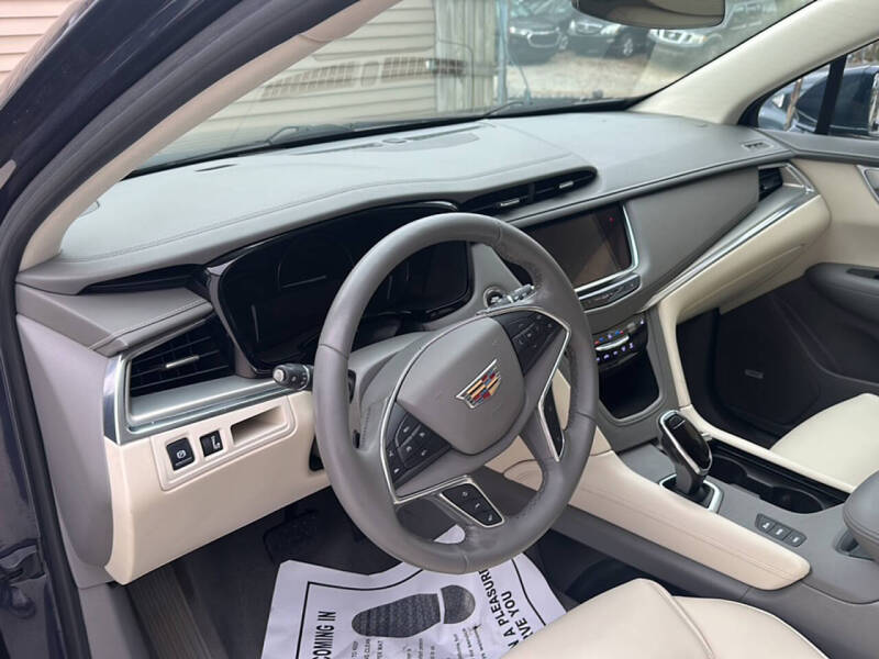 2018 Cadillac XT5 Luxury