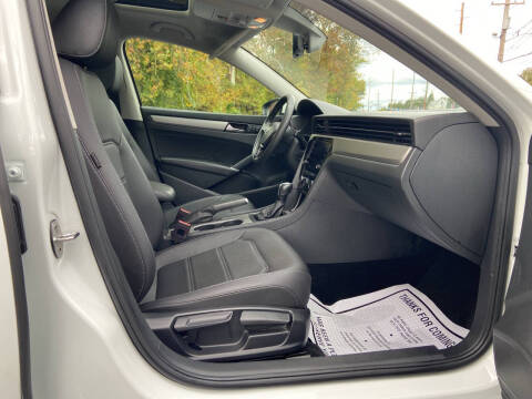 2022 Volkswagen Passat SE