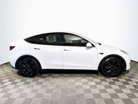 2025 Tesla Model Y Long Range