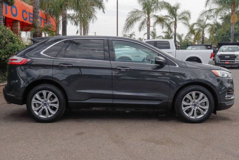 2021 Ford Edge Titanium