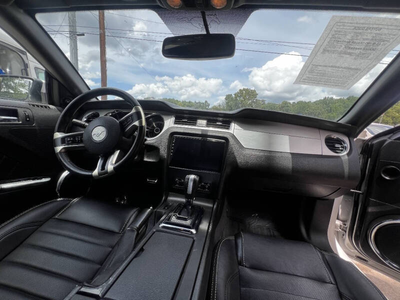 2013 Ford Mustang V6