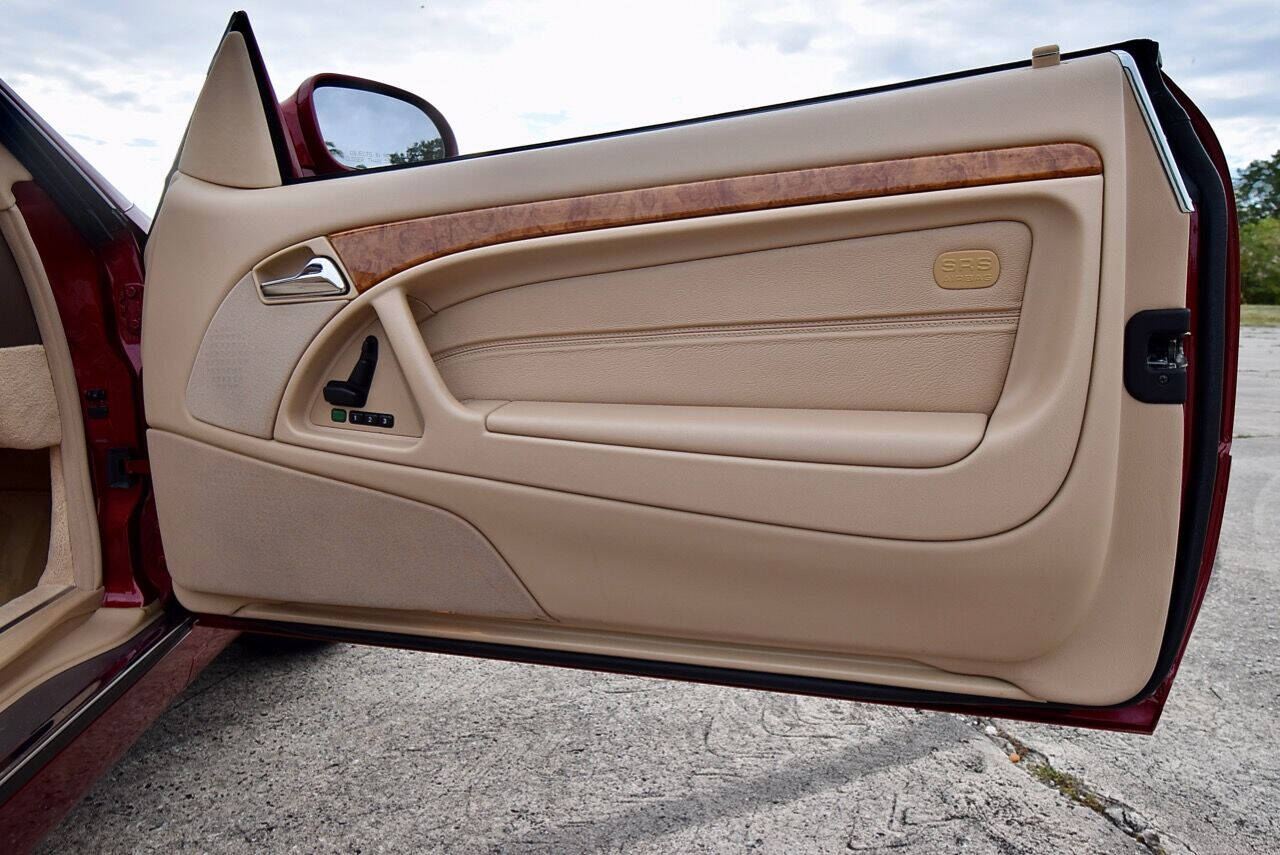 1999 Mercedes-Benz SL-Class 77