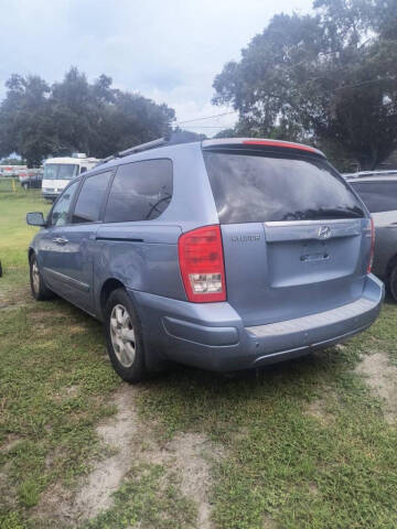 2008 Hyundai Entourage GLS