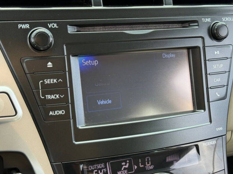 2013 Toyota Prius v