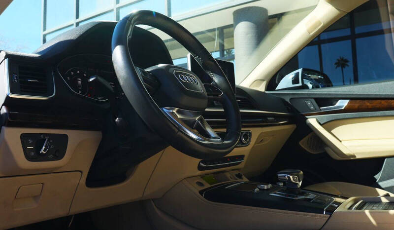 2019 Audi Q5 quattro Premium Plus 45 TFSI