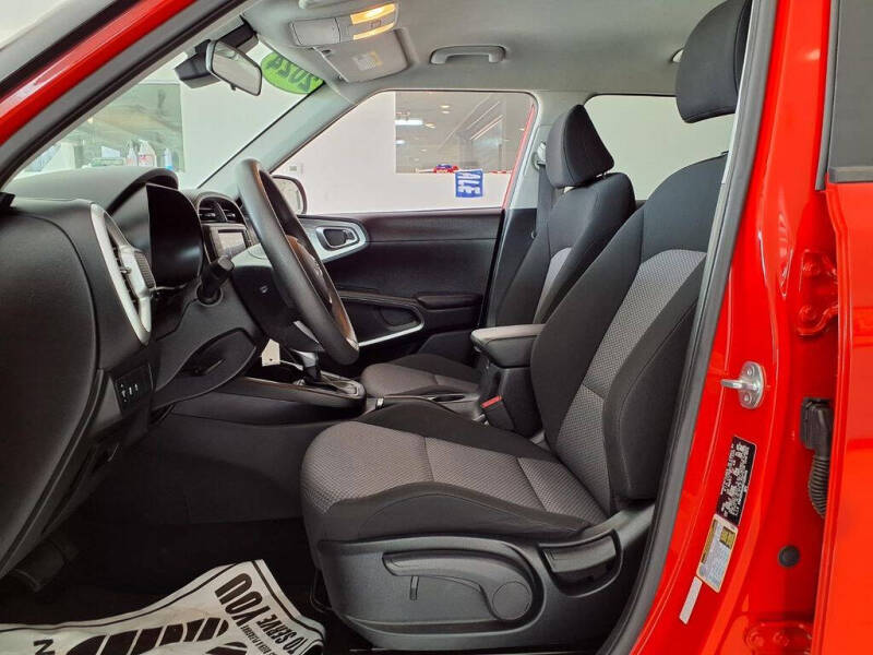 2024 Kia Soul LX