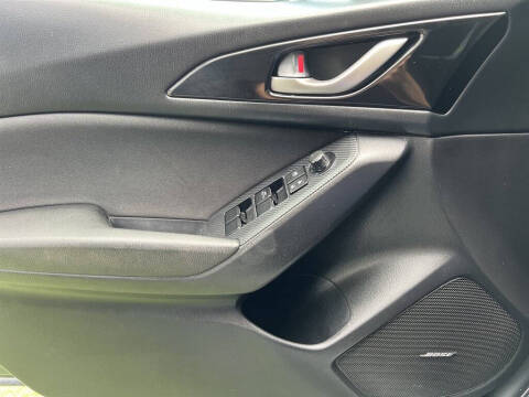 2015 Mazda MAZDA3 i Touring