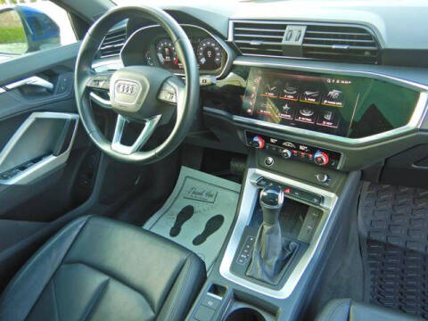 2024 Audi Q3 quattro S line Premium 45 TFSI