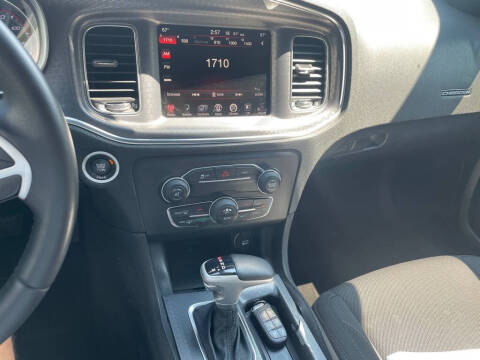 2016 Dodge Charger SXT