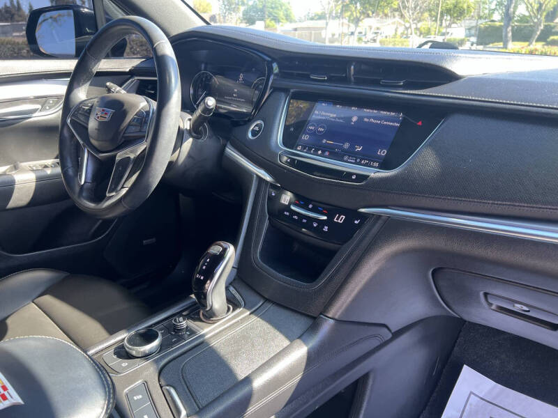2022 Cadillac XT5 Luxury