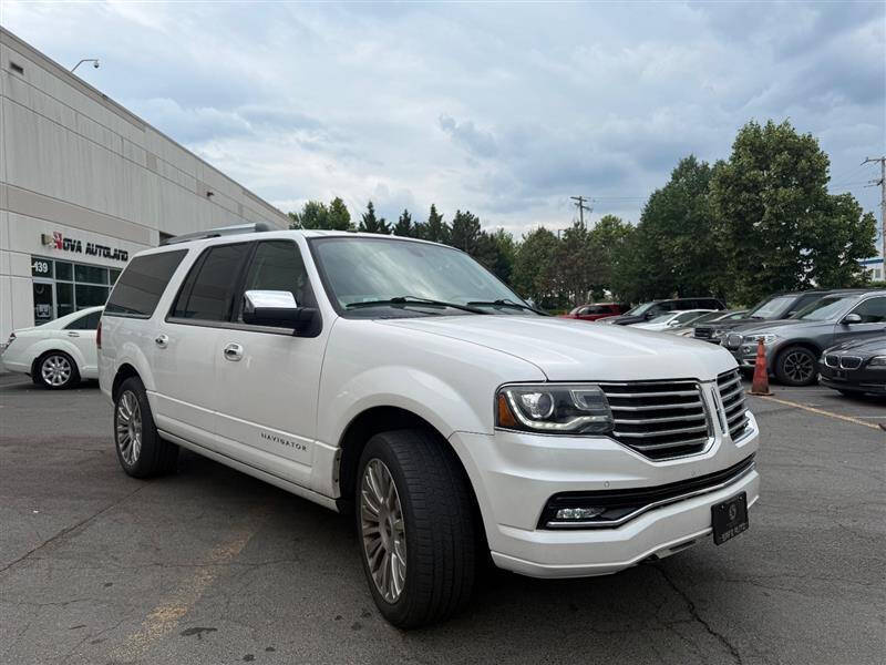 2017 Lincoln Navigator L Select