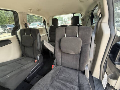 2016 Dodge Grand Caravan SXT Plus