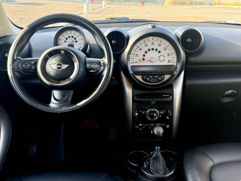 2014 MINI Countryman Cooper