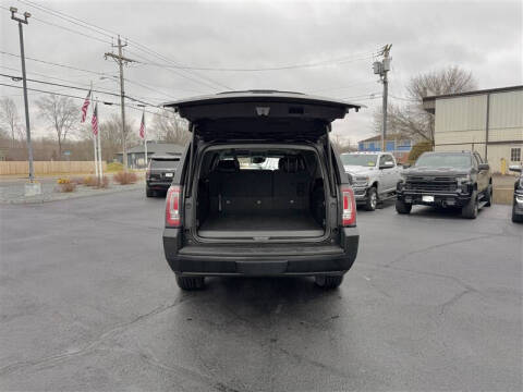 2017 GMC Yukon XL SLE