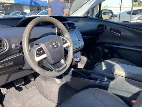 2016 Toyota Prius Two
