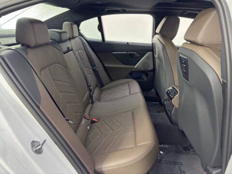 2024 BMW i5 eDrive40