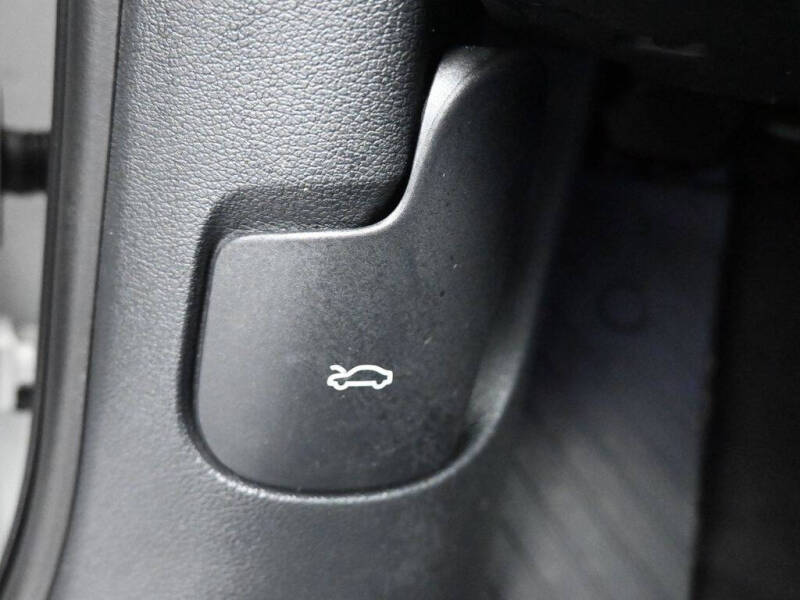 2022 Audi A4 quattro Premium 40 TFSI