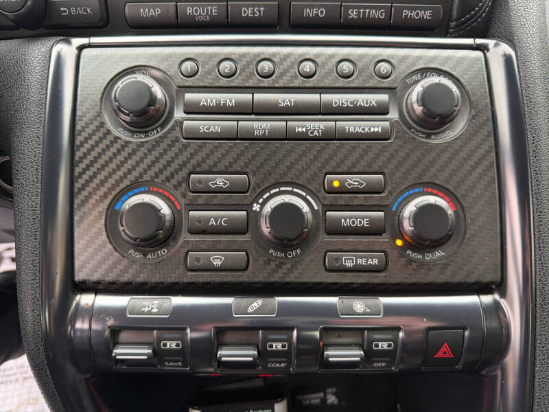 2013 Nissan GT-R Premium