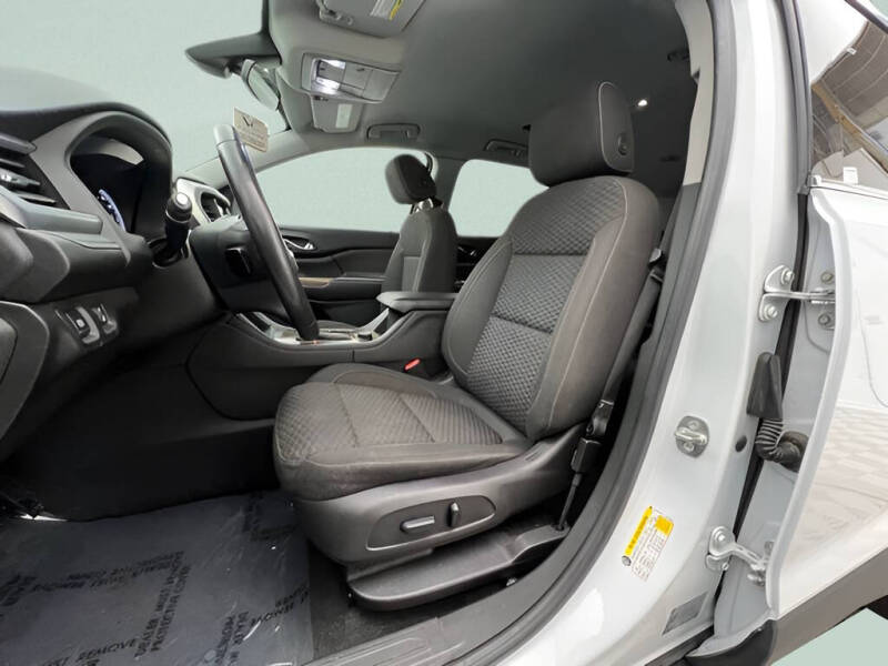 2018 GMC Acadia SLE-2