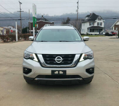 2017 Nissan Pathfinder SV