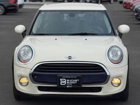 2017 MINI Hardtop 4 Door Cooper