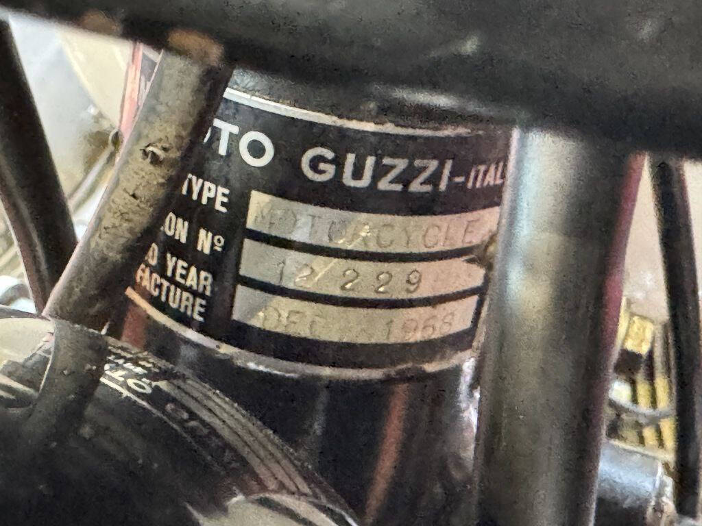 1968 Moto Guzzi V7 20
