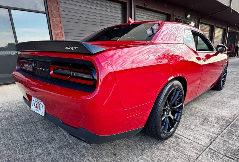 2015 Dodge Challenger SRT Hellcat