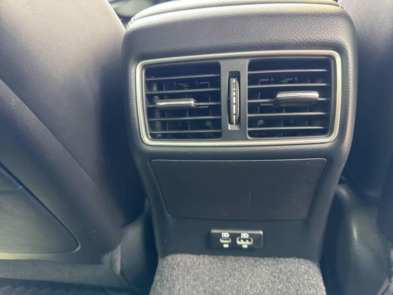 2024 Infiniti Q50 Luxe