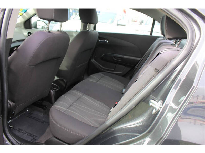 2015 Chevrolet Sonic LT Auto