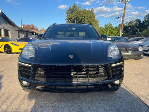 2017 Porsche Macan
