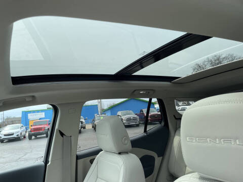 2023 GMC Terrain Denali