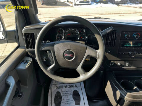 2019 GMC Savana 2500